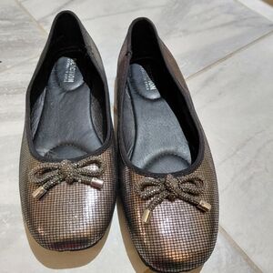 Cole Haan Black and Gold Mesh Flats